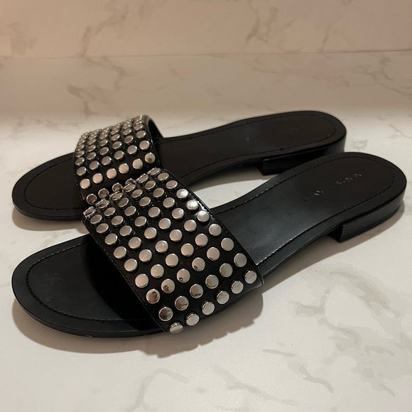 Kendall & Kylie Shoes - Like New Kendall + Kylie Studded Black Sandals